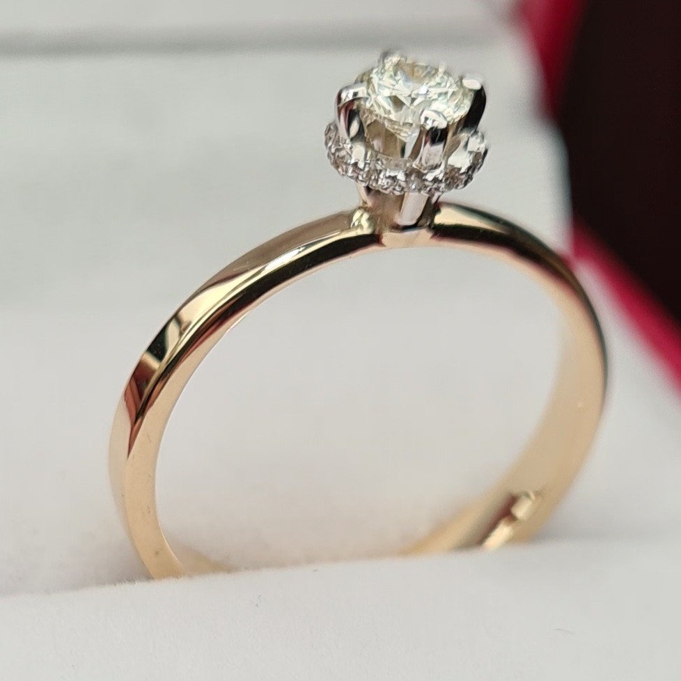 Кольцо Deimantas 81001506 16,51р 2,5гр 0,30ct. купить,NaN