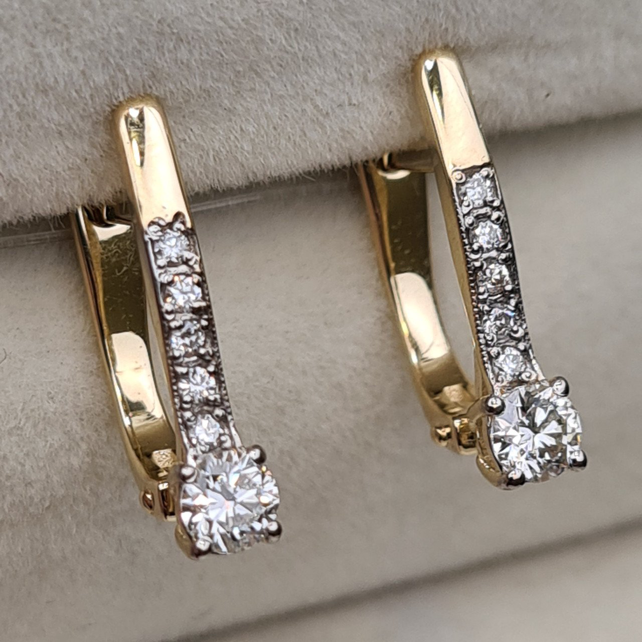Серьги Deimantas 98178129 2,45гр 0,46ct. купить,NaN