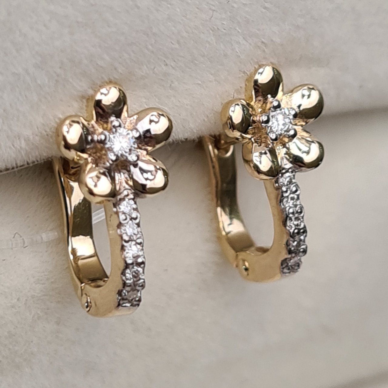 Серьги Deimantas 98178132 1,93гр 0,094ct. купить,NaN