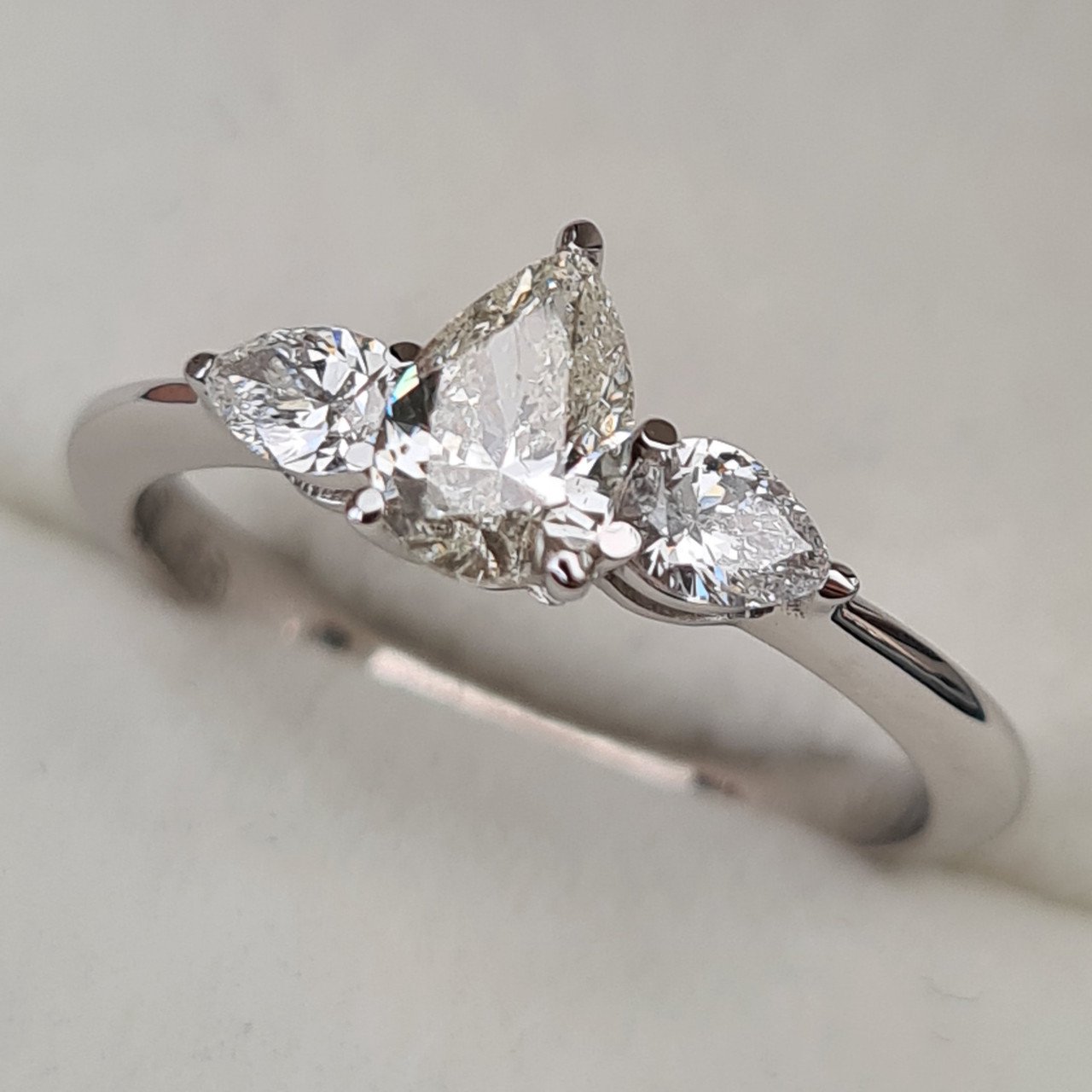 Кольцо Deimantas 94282983 16,5р 2,15гр 0,75ct. купить,NaN