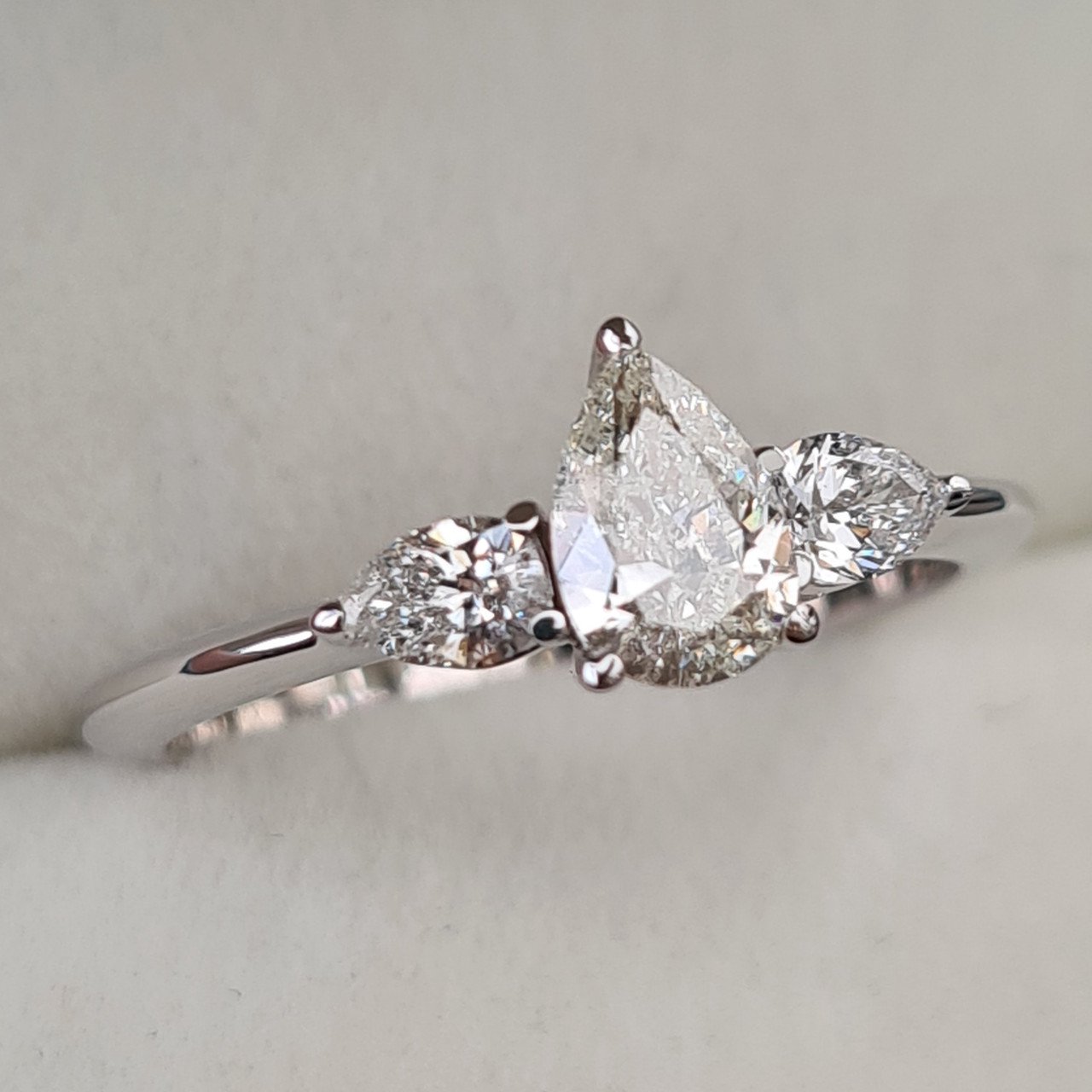Кольцо Deimantas 94282983 16,5р 2,15гр 0,75ct. купить,NaN