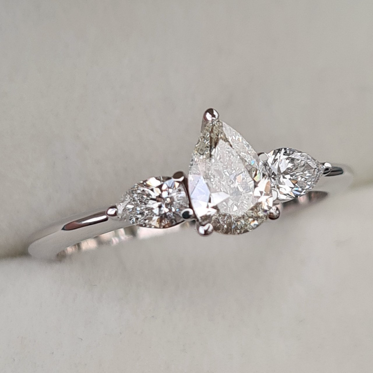 Кольцо Deimantas 94282983 16,5р 2,15гр 0,75ct. купить,NaN
