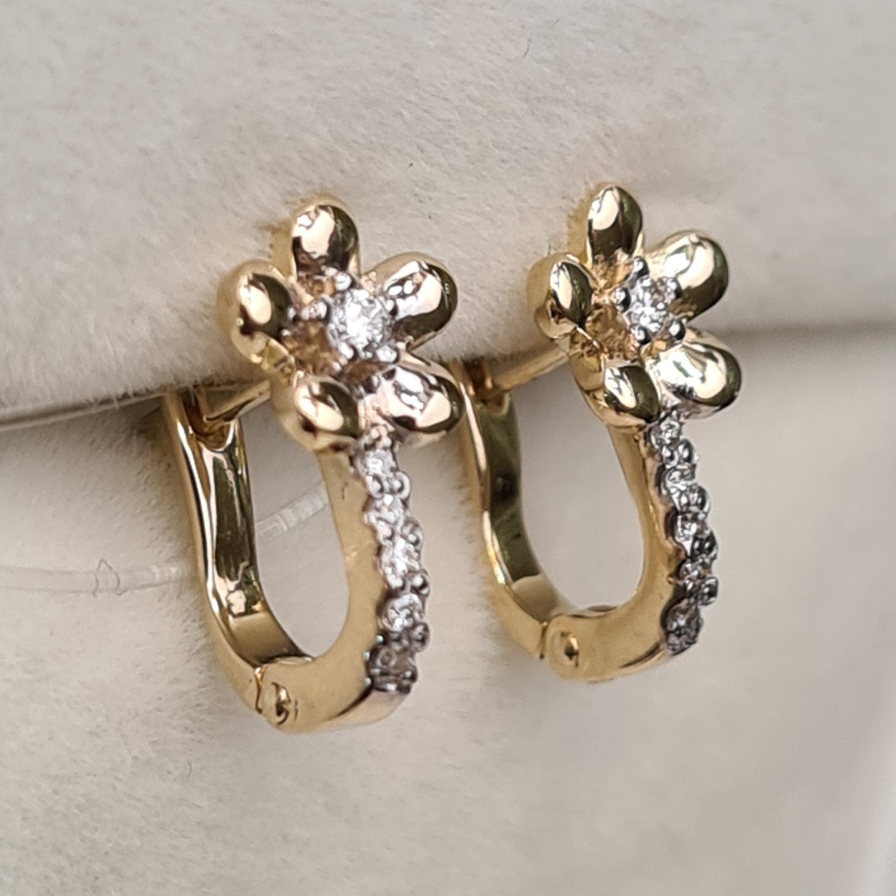 Серьги Deimantas 98178132 1,93гр 0,094ct. купить,NaN