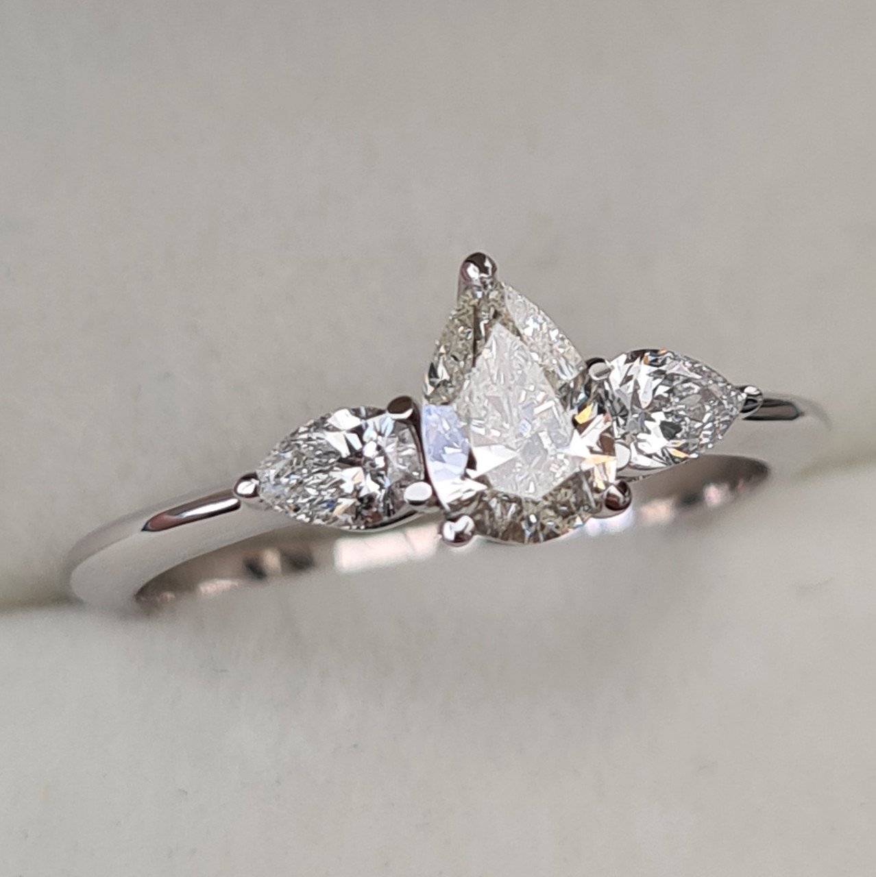 Кольцо Deimantas 94282983 16,5р 2,15гр 0,75ct. купить,NaN
