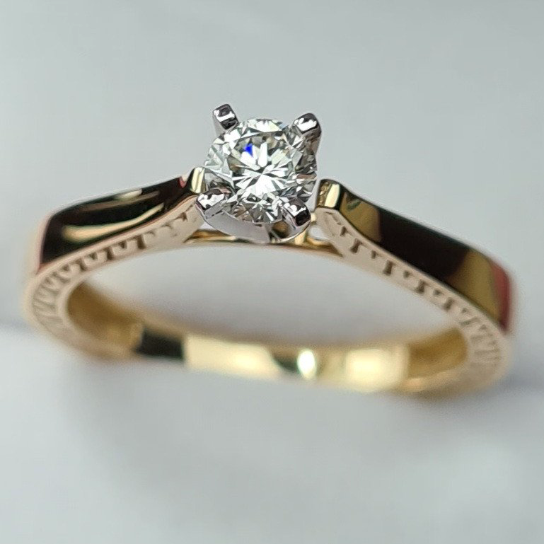 Кольцо Deimantas 81001662 16,51р 2,62гр 0,24ct. купить,NaN