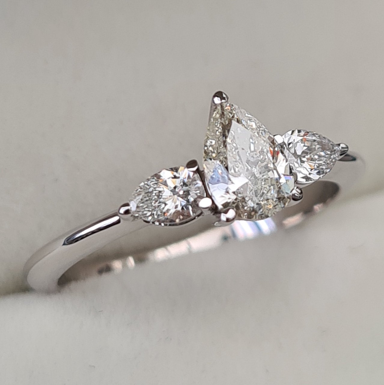 Кольцо Deimantas 94282983 16,5р 2,15гр 0,75ct. купить,NaN