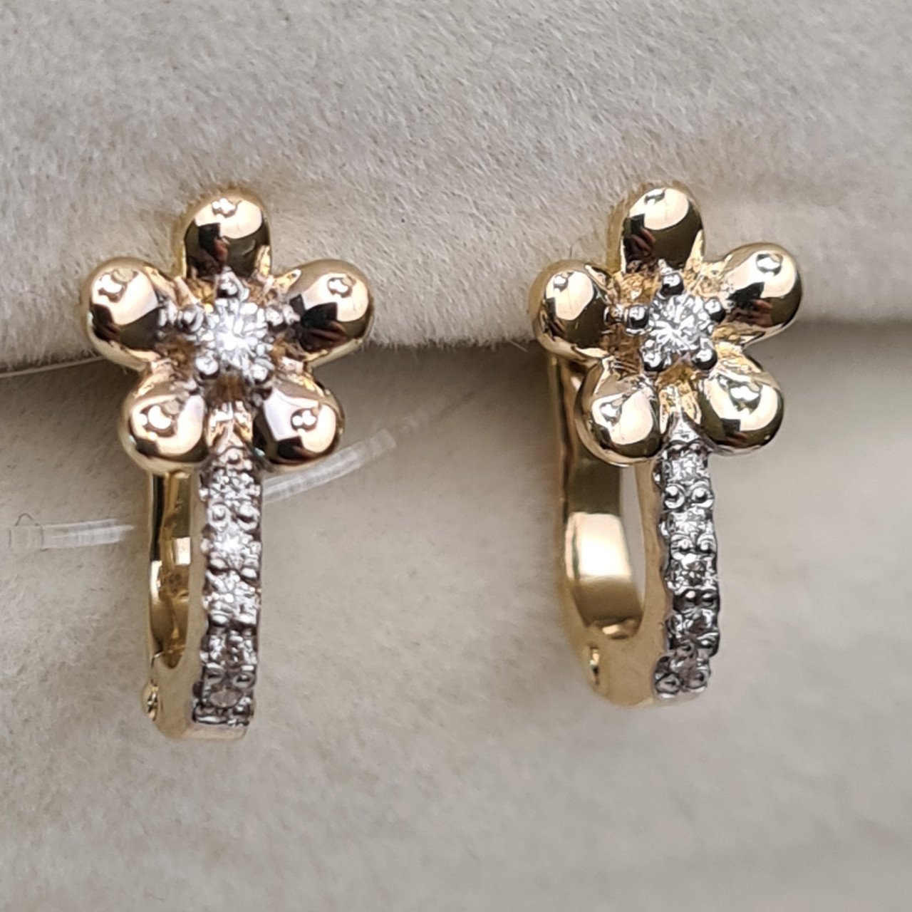 Серьги Deimantas 98178132 1,93гр 0,094ct. купить,NaN