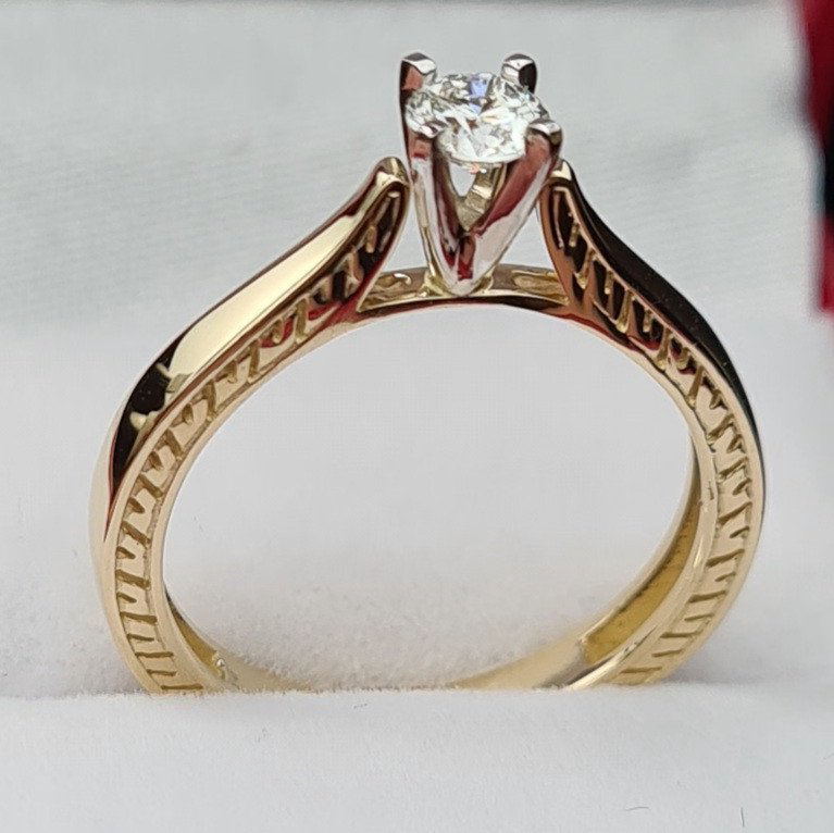 Кольцо Deimantas 81001662 16,51р 2,62гр 0,24ct. купить,NaN