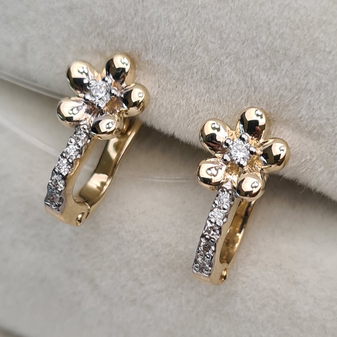 Серьги Deimantas 98178132 1,93гр 0,094ct. купить,NaN
