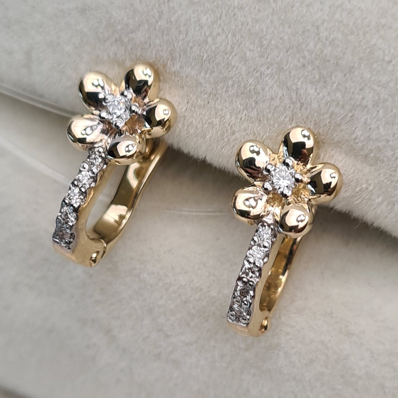 Серьги Deimantas 98178132 1,93гр 0,094ct. купить,NaN