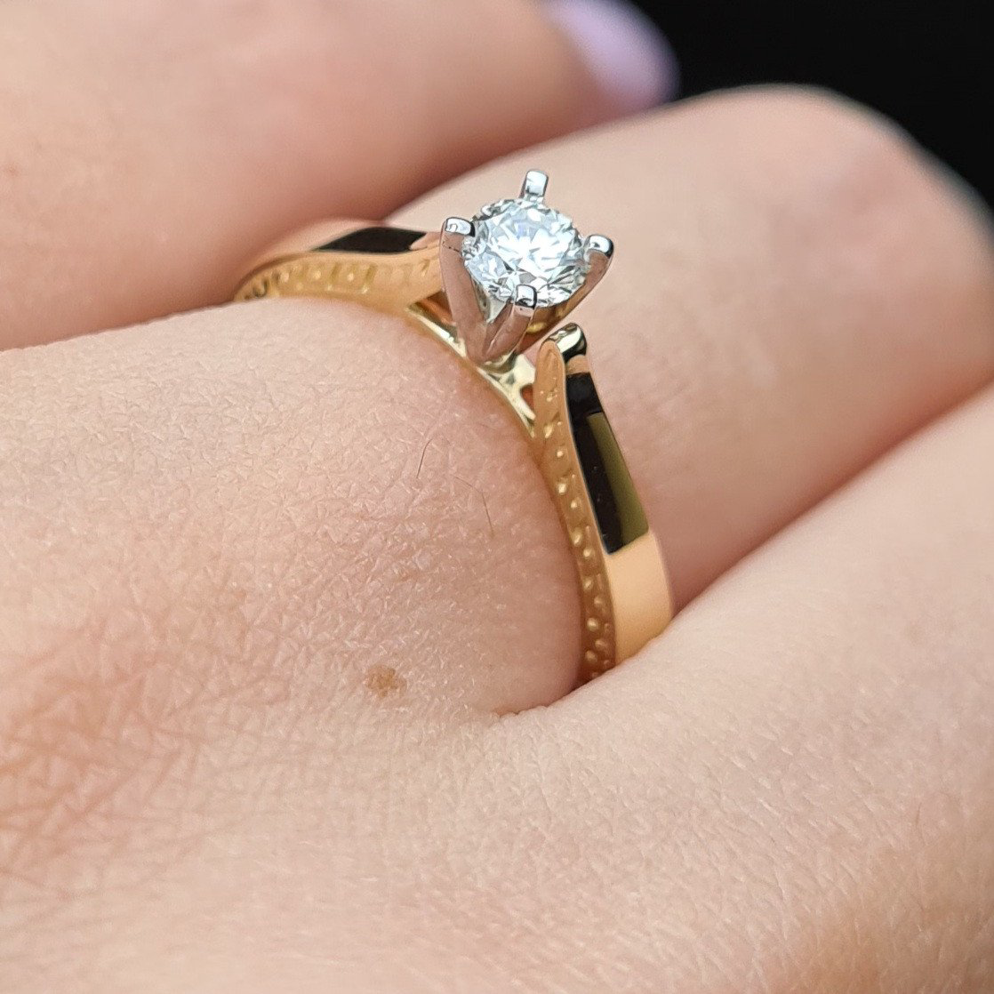 Кольцо Deimantas 81001662 16,51р 2,62гр 0,24ct. купить,NaN