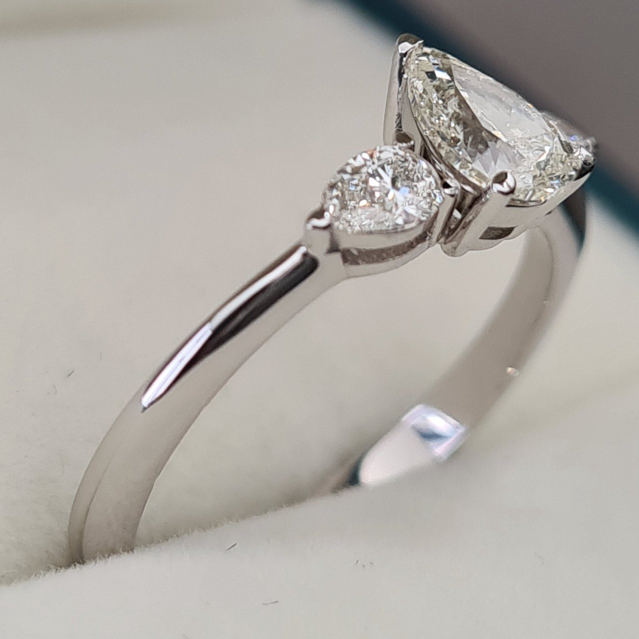 Кольцо Deimantas 94282983 16,5р 2,15гр 0,75ct. купить,NaN
