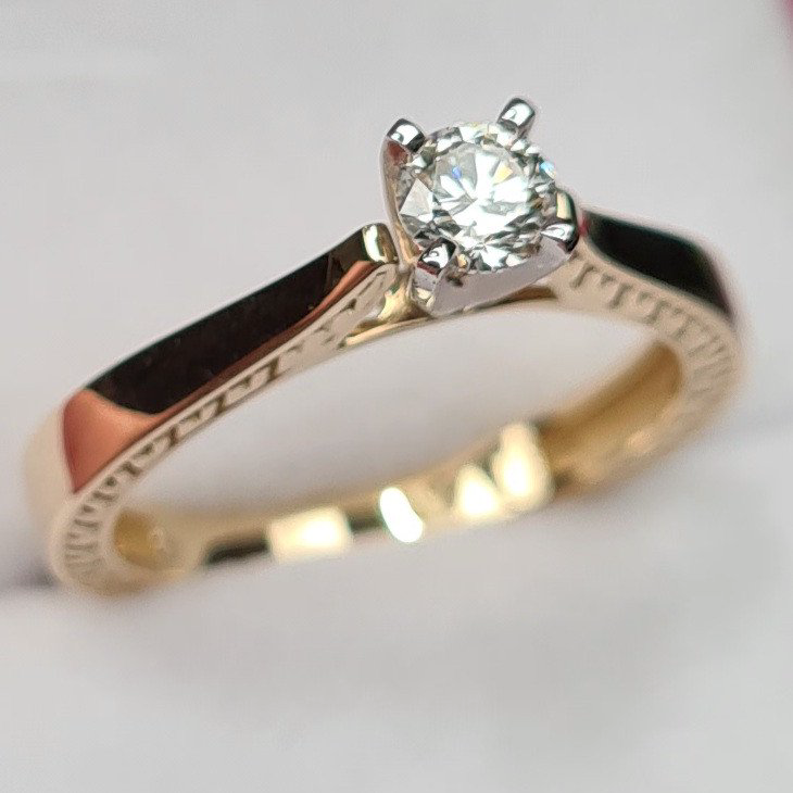 Кольцо Deimantas 81001662 16,51р 2,62гр 0,24ct. купить,NaN
