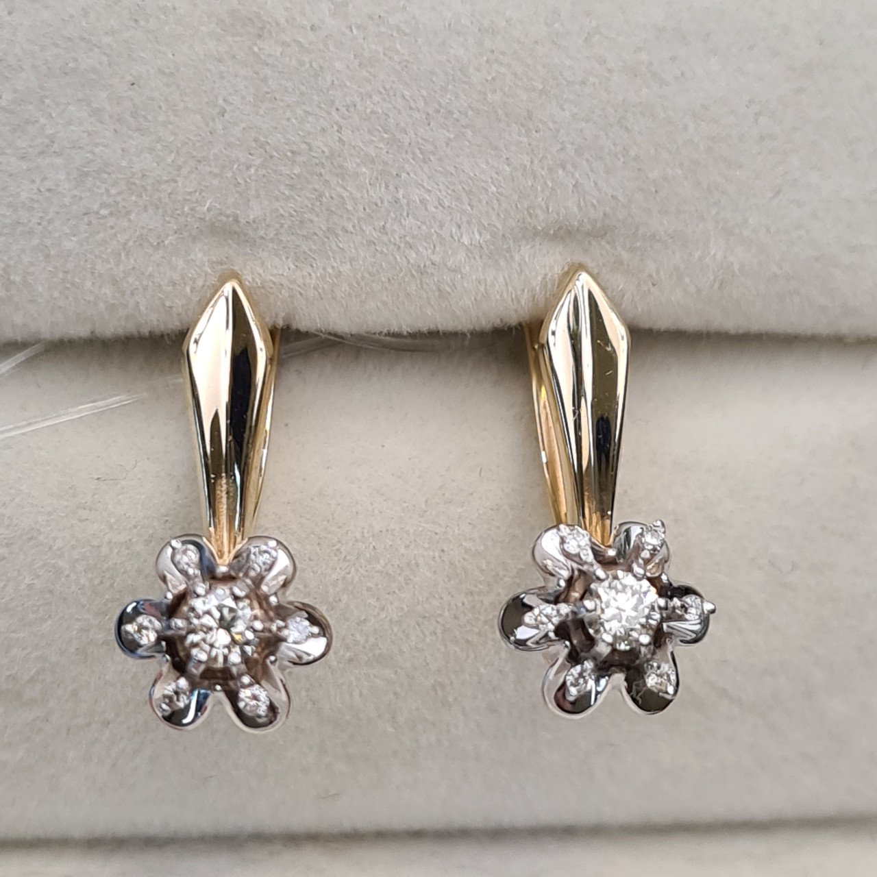 Серьги Deimantas 98178147 3,73гр 0,226ct. купить,NaN