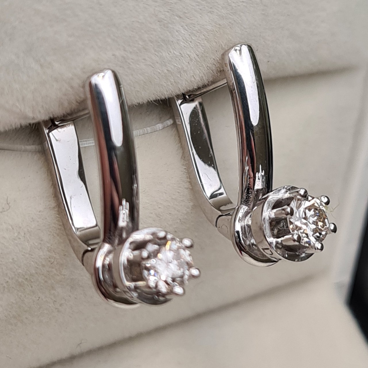 Серьги Deimantas 98178142 4,79гр 0,44ct. купить,NaN