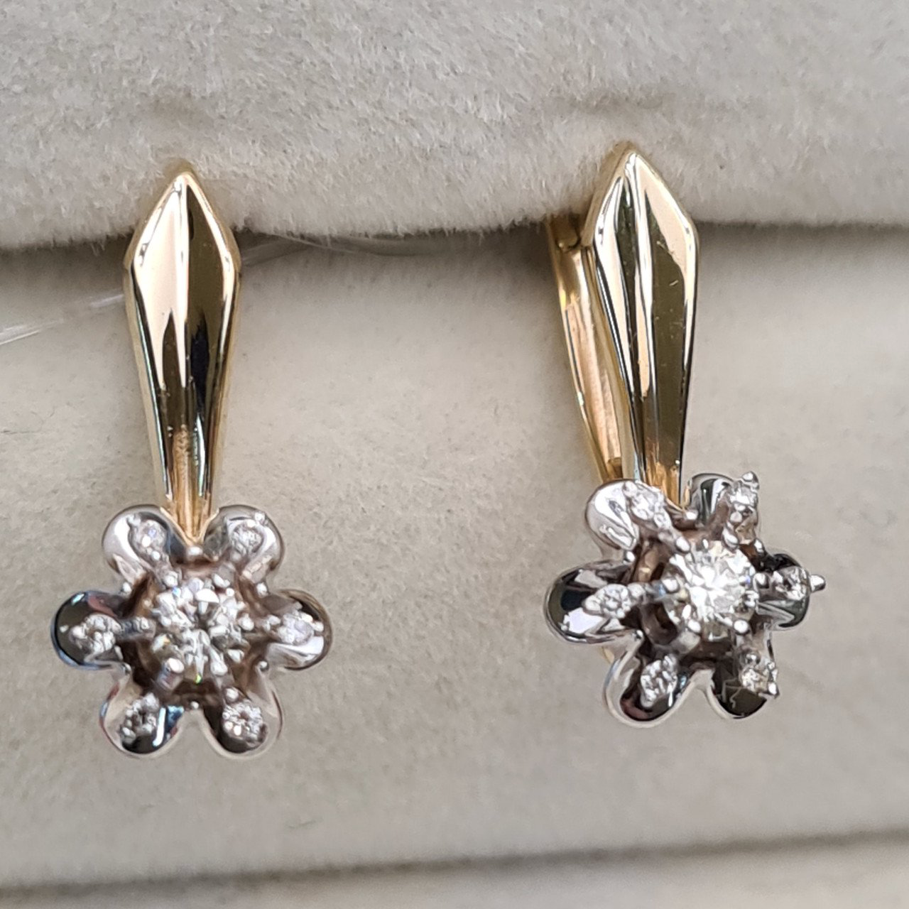 Серьги Deimantas 98178147 3,73гр 0,226ct. купить,NaN