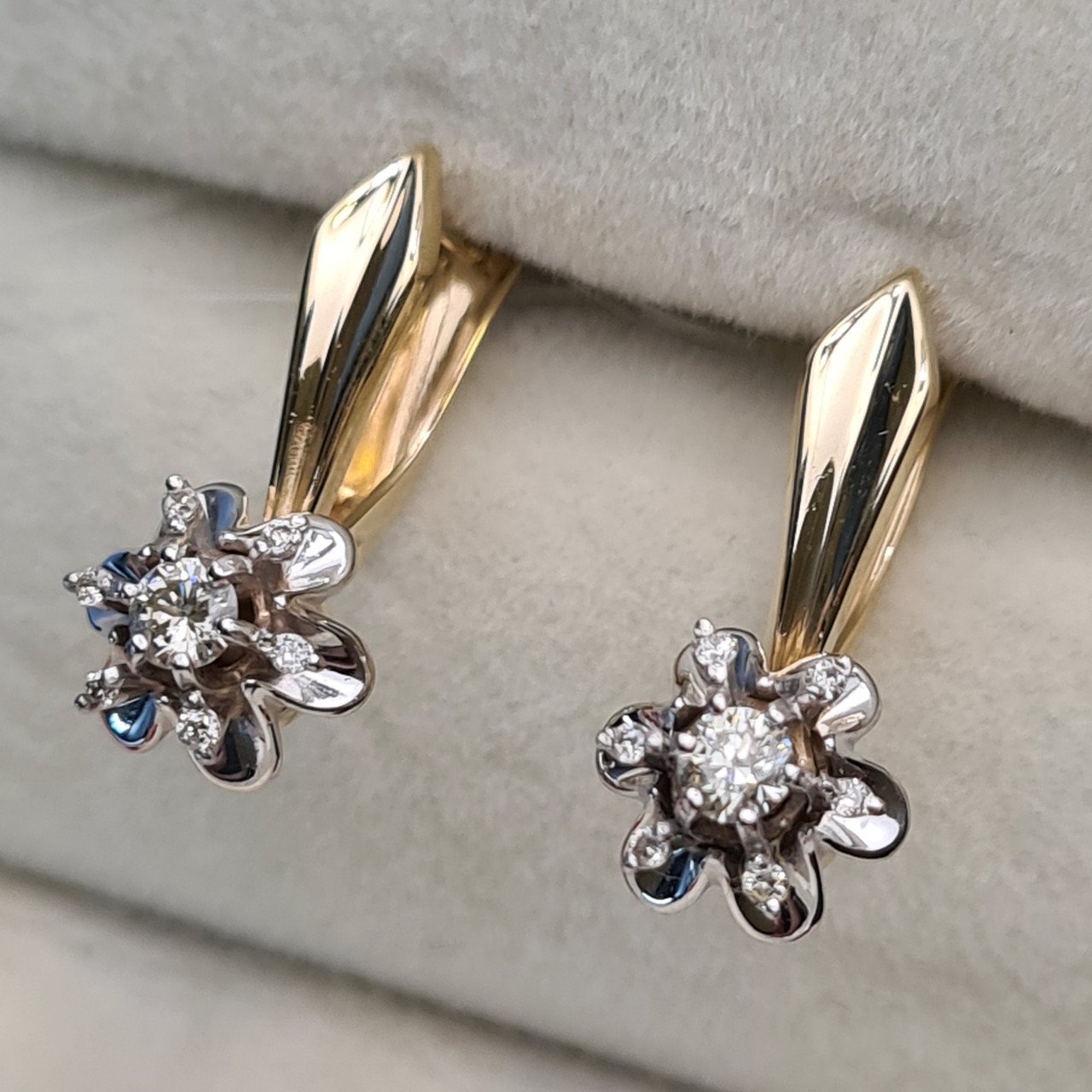 Серьги Deimantas 98178147 3,73гр 0,226ct. купить,NaN