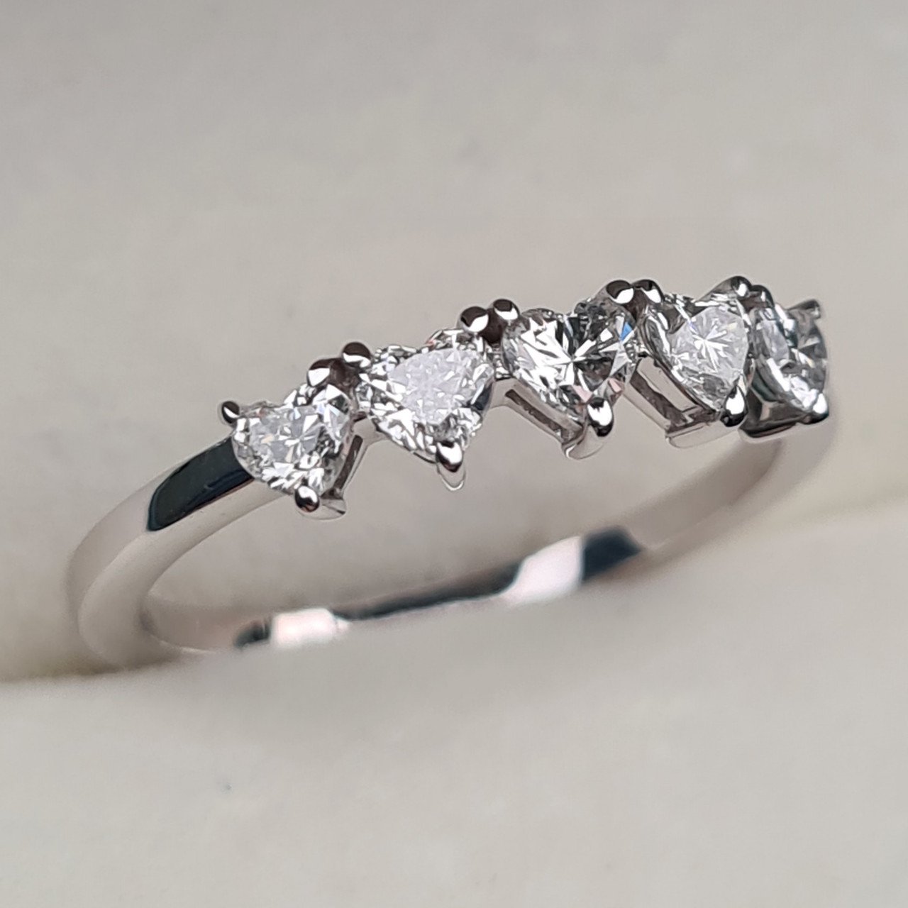Кольцо Deimantas 95976219 16,5р 1,93гр 0,58ct. купить,NaN