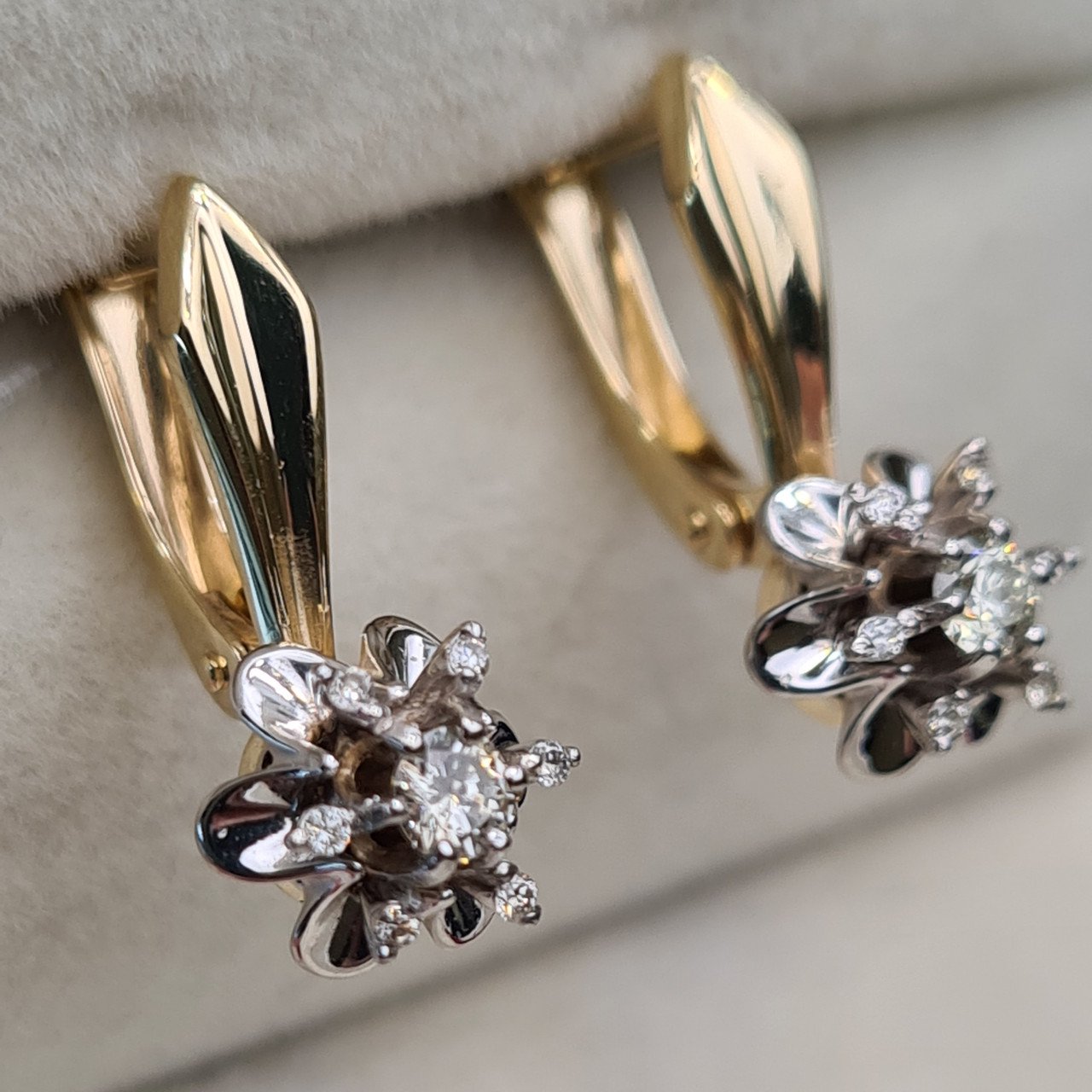 Серьги Deimantas 98178147 3,73гр 0,226ct. купить,NaN