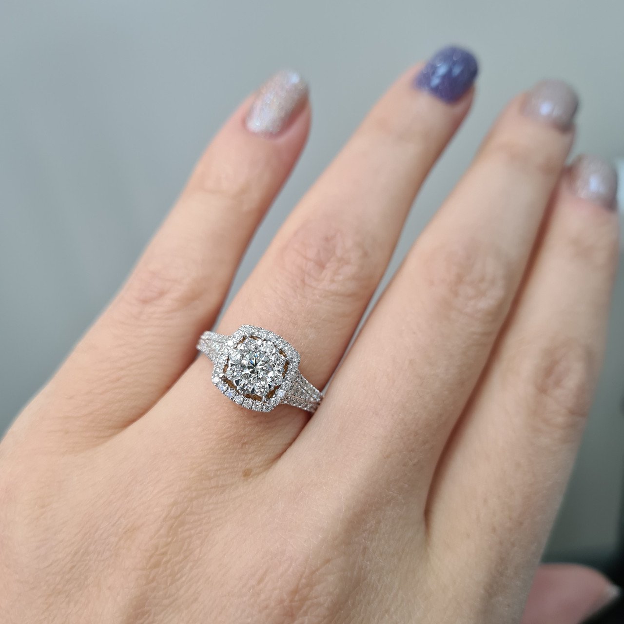 Комплект Deimantas 94283554 8,42гр 2,30ct. купить,NaN