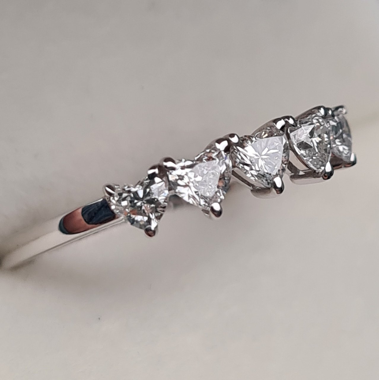 Кольцо Deimantas 95976219 16,5р 1,93гр 0,58ct. купить,NaN