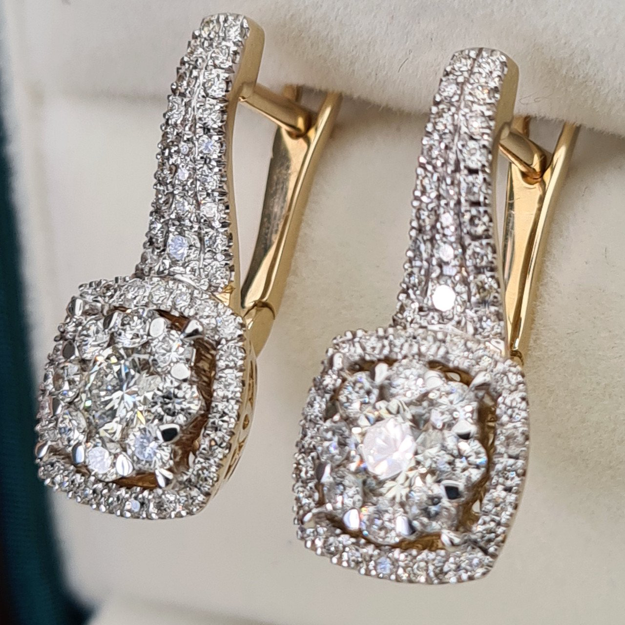 Комплект Deimantas 94283554 8,42гр 2,30ct. купить,NaN