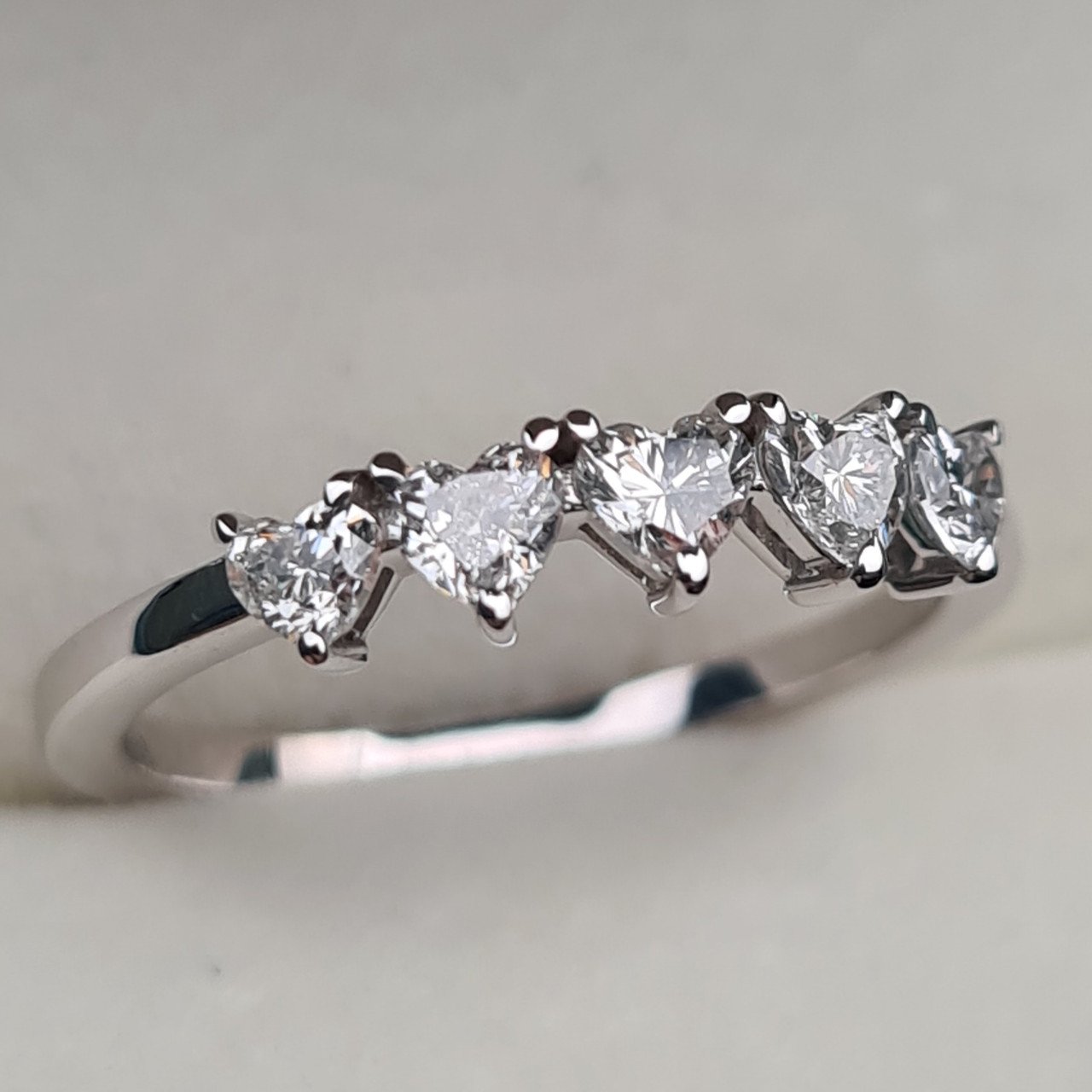 Кольцо Deimantas 95976219 16,5р 1,93гр 0,58ct. купить,NaN
