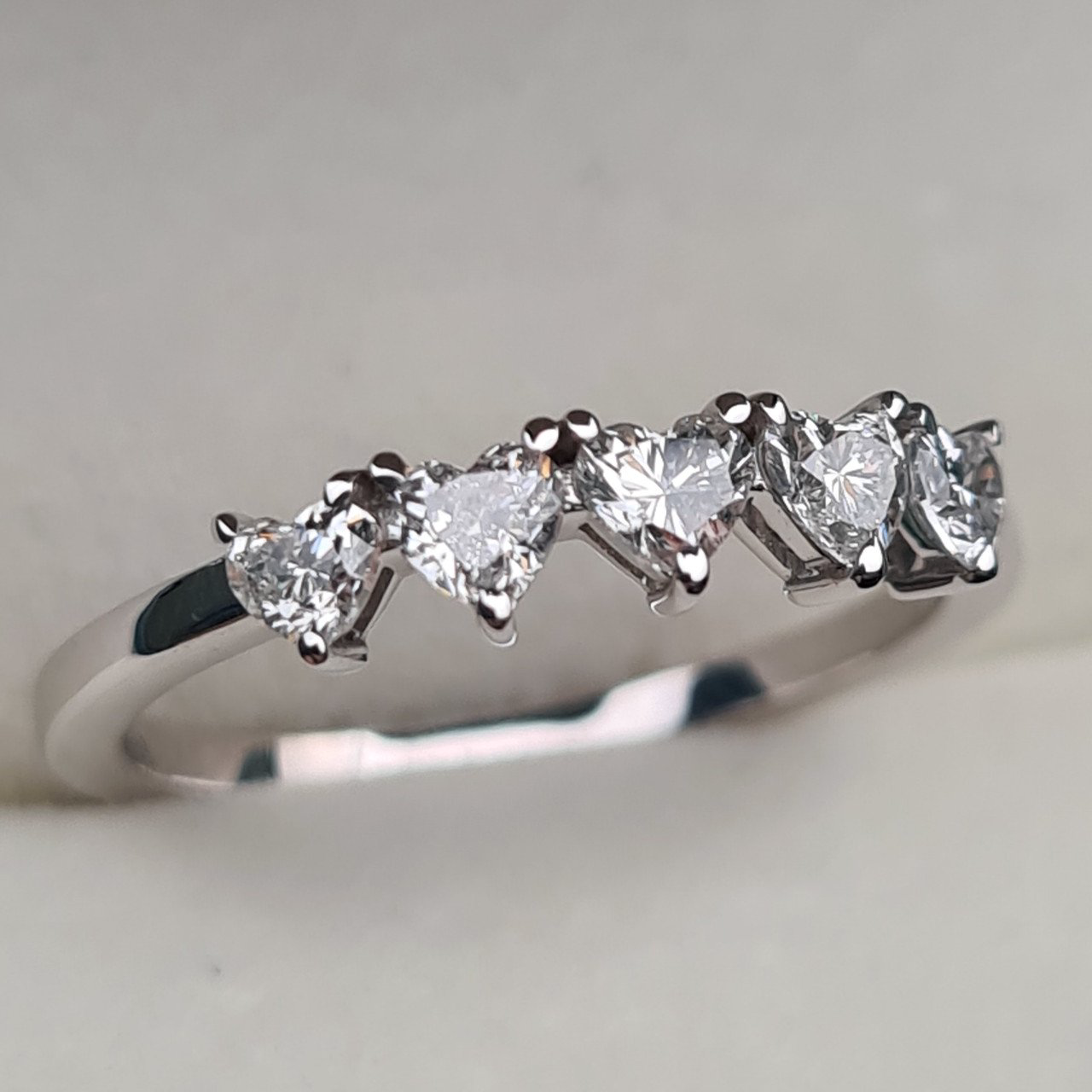 Кольцо Deimantas 95976219 16,5р 1,93гр 0,58ct. купить,NaN