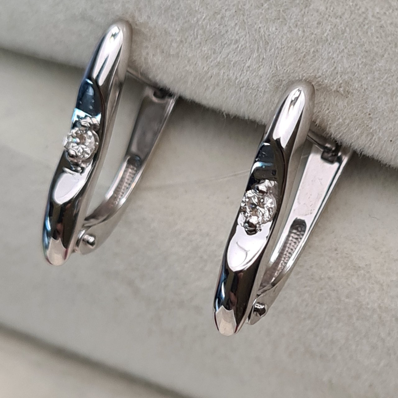 Серьги Deimantas 98178151 1,43гр 0,077ct. купить,NaN