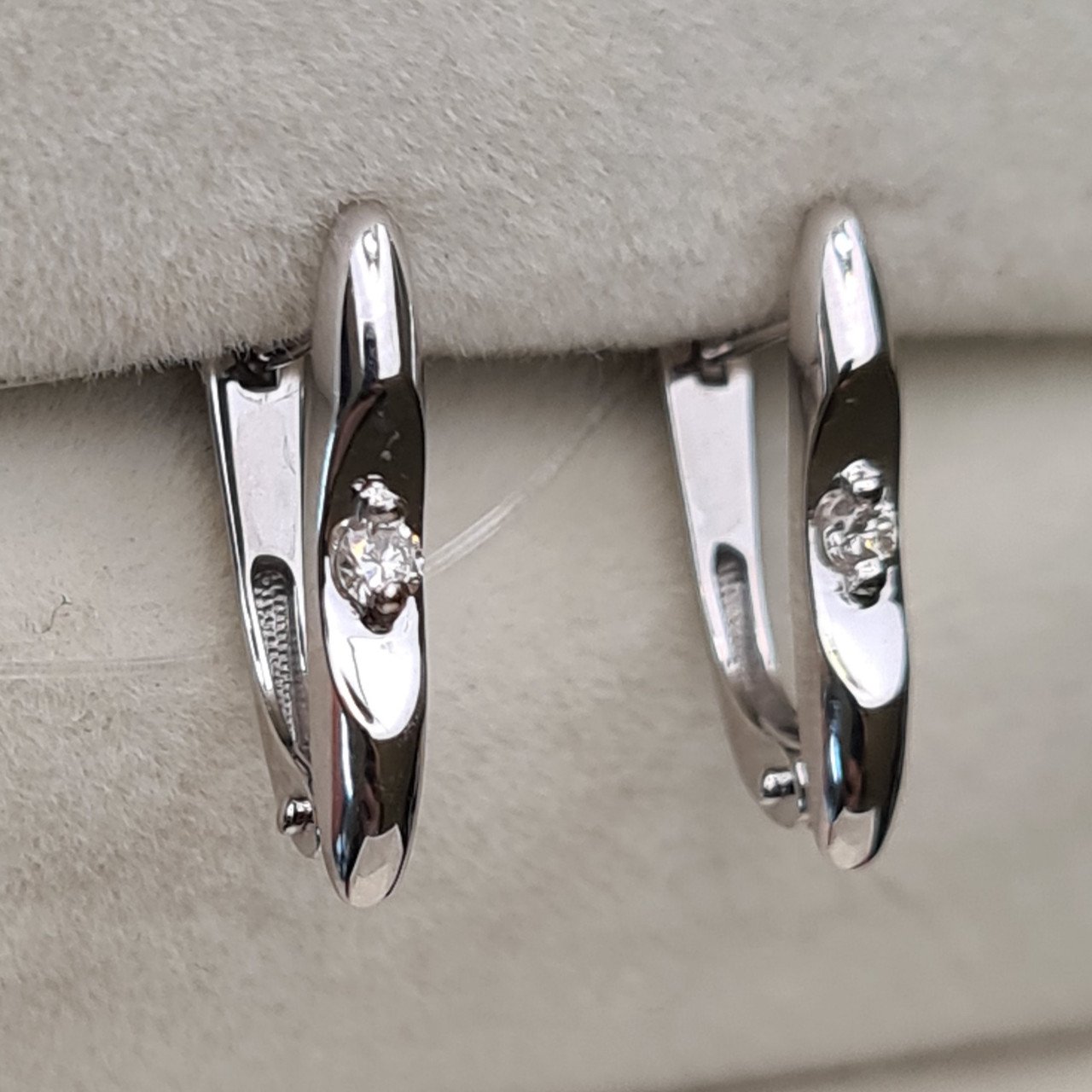 Серьги Deimantas 98178151 1,43гр 0,077ct. купить,NaN