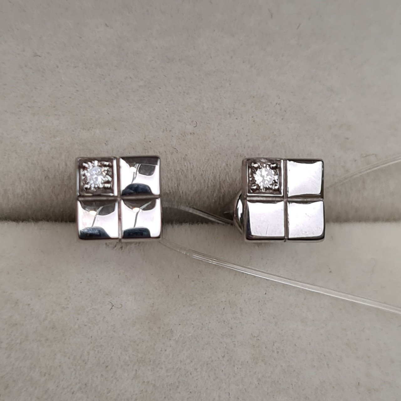 Серьги Deimantas 98178163 1,03гр 0,063ct. купить,NaN