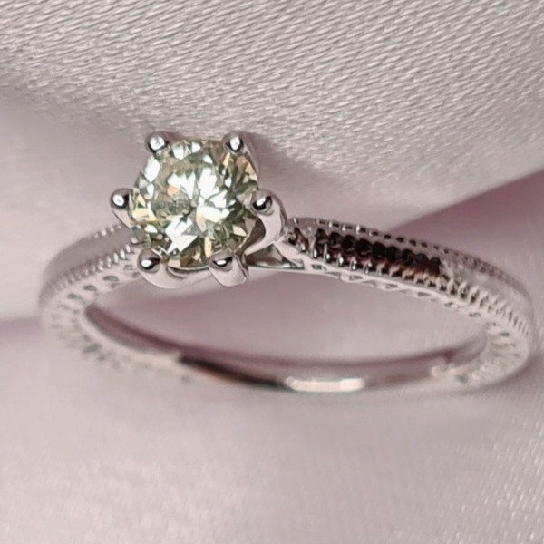 Кольцо Deimantas 81167293 16,5р 2,87гр 0,50ct. купить,NaN
