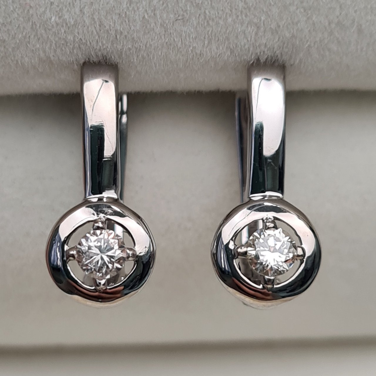 Серьги Deimantas 94448852 2,68гр 0,24ct. купить,NaN