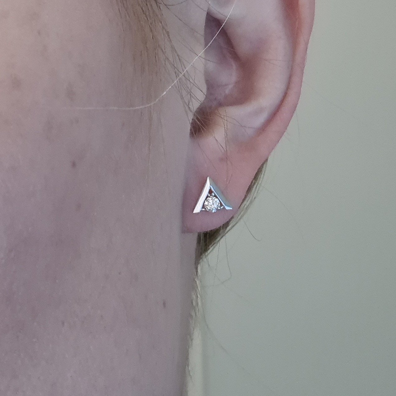 Серьги Deimantas 98178171 1,02гр 0,226ct. купить,NaN