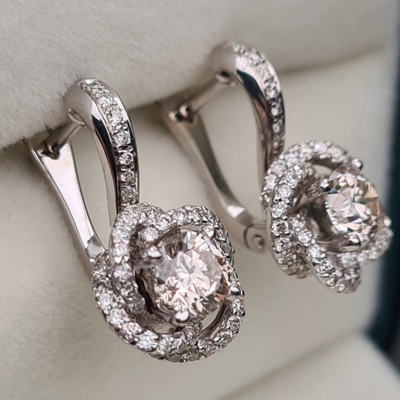Серьги Deimantas 95976251 5,67гр 1,85ct. купить,NaN