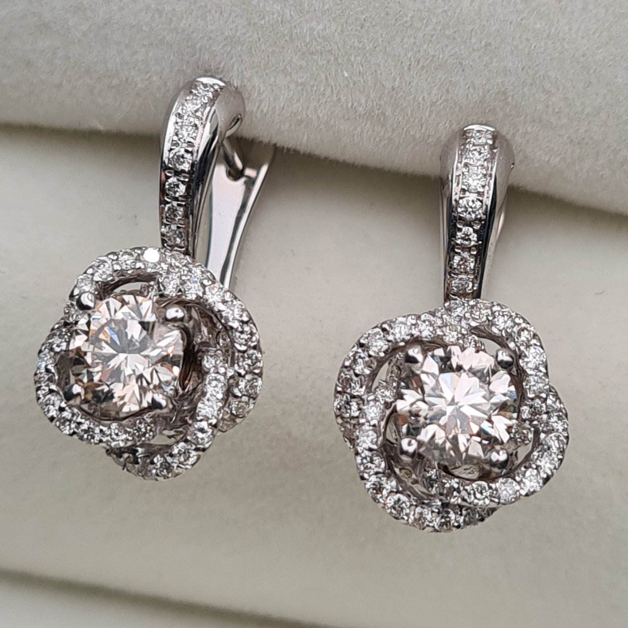 Серьги Deimantas 95976251 5,67гр 1,85ct. купить,NaN