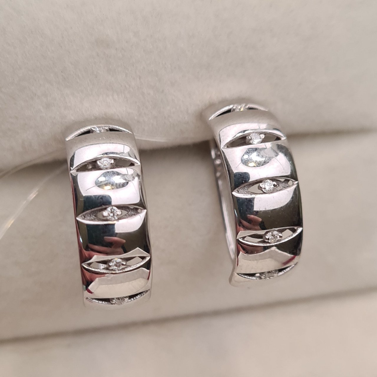 Серьги Deimantas 98178175 3,32гр 0,09ct. купить,NaN