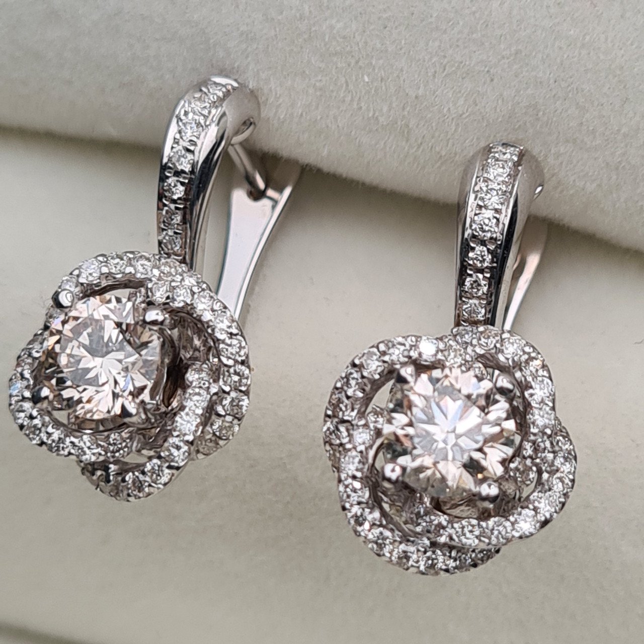 Серьги Deimantas 95976251 5,67гр 1,85ct. купить,NaN