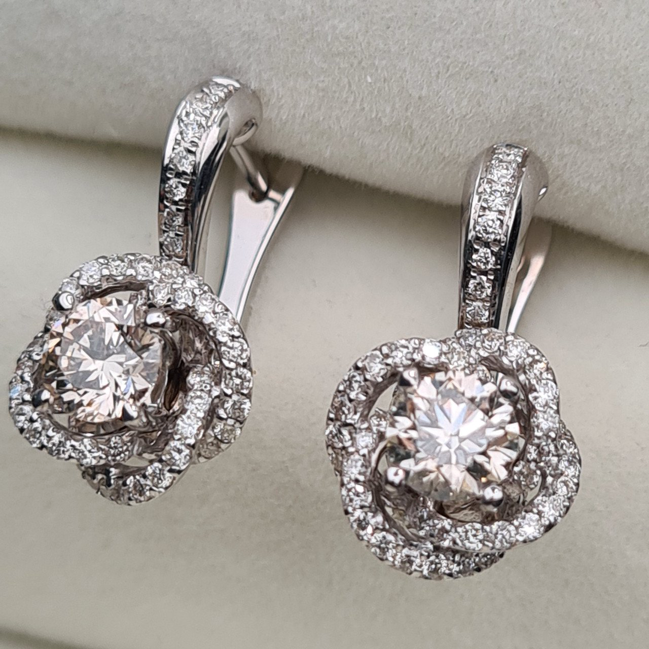 Серьги Deimantas 95976251 5,67гр 1,85ct. купить,NaN