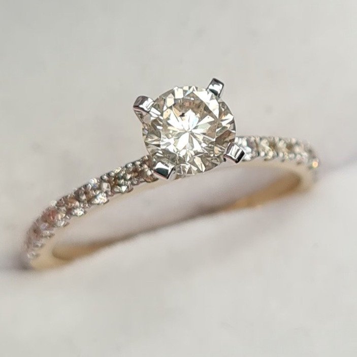 Кольцо Deimantas 81760669 16,51р 1,98гр 0,85ct. купить,NaN