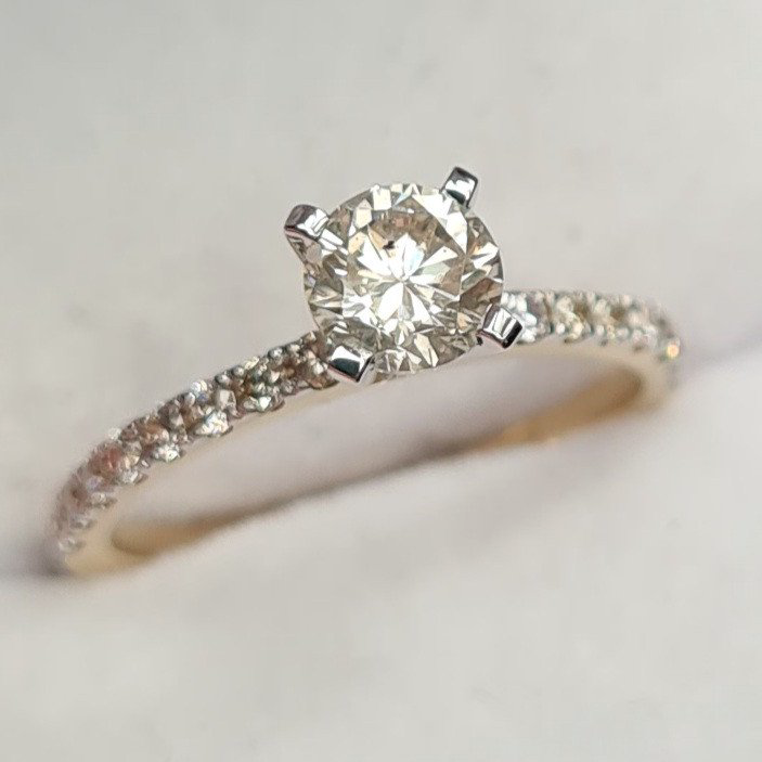 Кольцо Deimantas 81760669 16,51р 1,98гр 0,85ct. купить,NaN