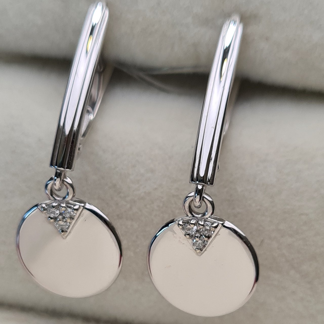 Серьги Deimantas 98178178 1,81гр 0,05ct. купить,NaN