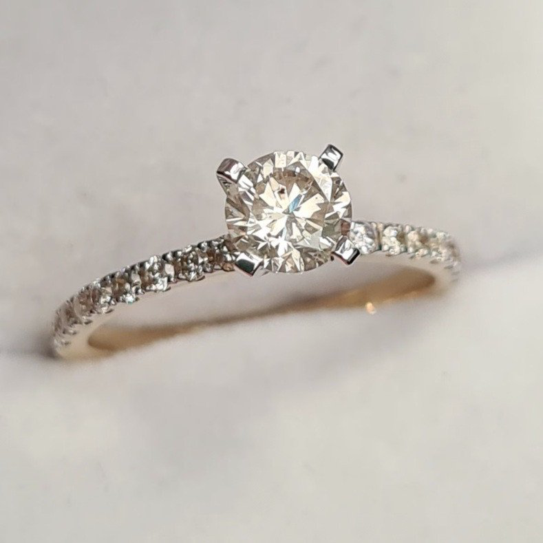 Кольцо Deimantas 81760669 16,51р 1,98гр 0,85ct. купить,NaN