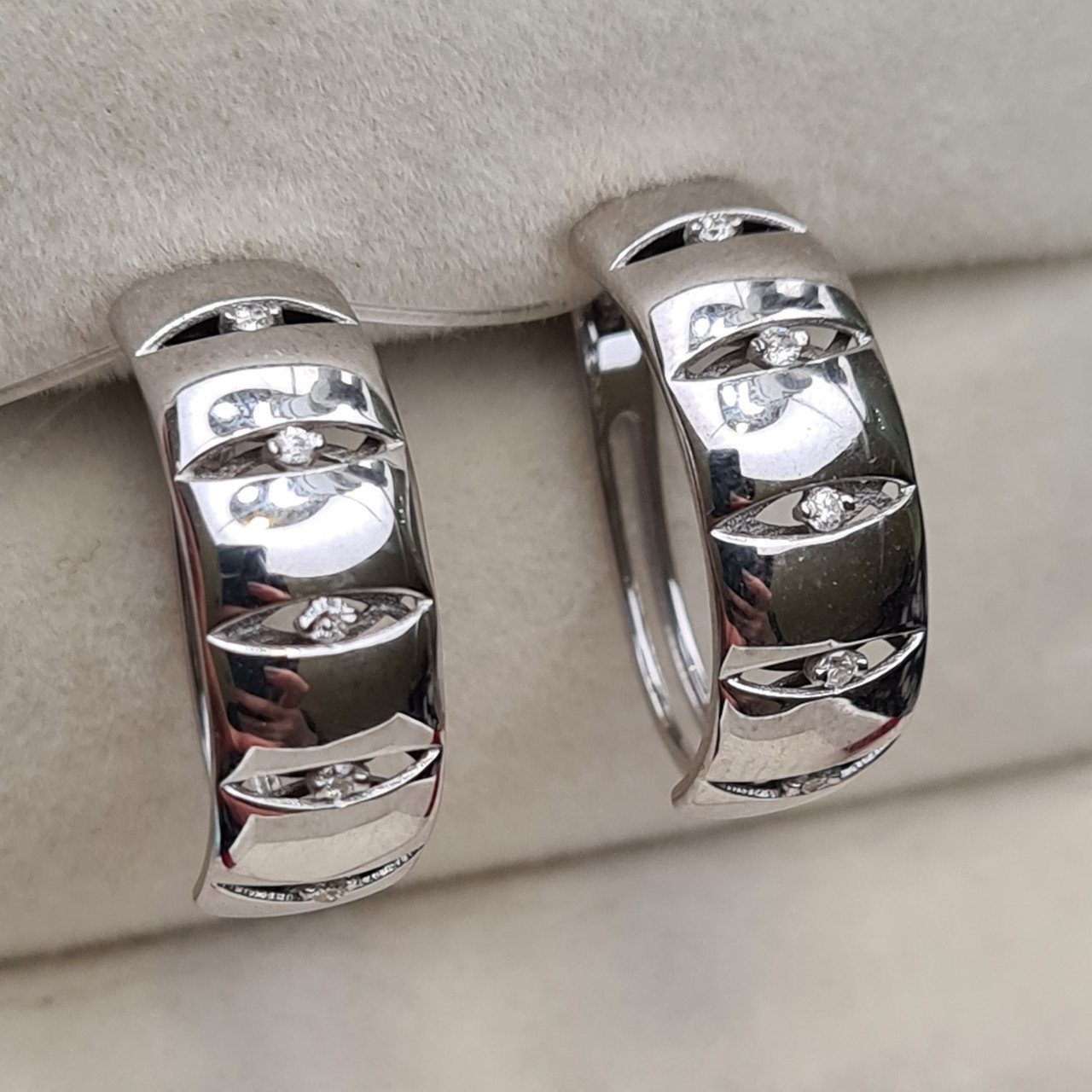 Серьги Deimantas 98178175 3,32гр 0,09ct. купить,NaN