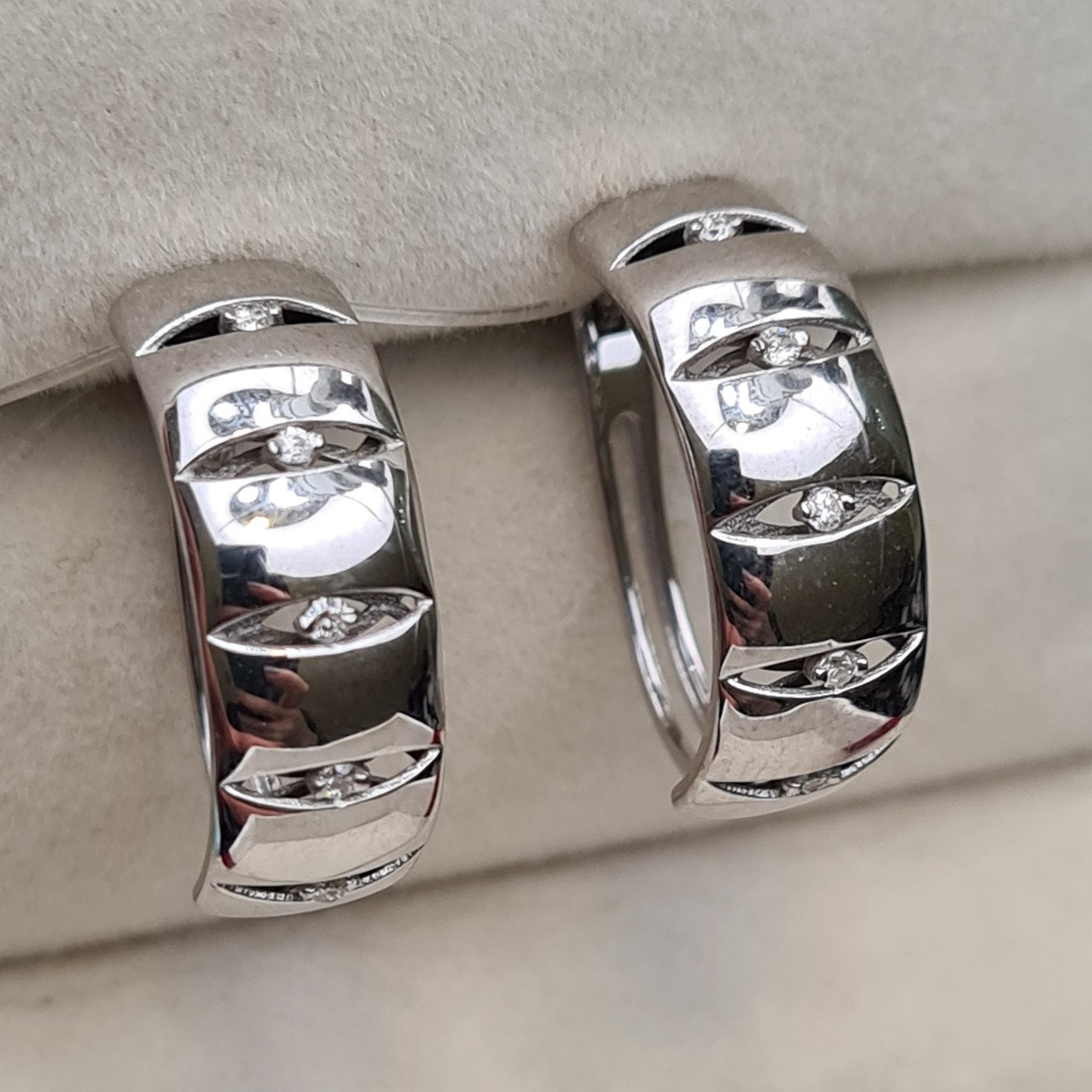 Серьги Deimantas 98178175 3,32гр 0,09ct. купить,NaN