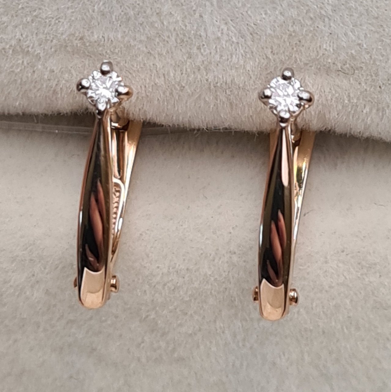 Серьги Deimantas 98178199 1,35гр 0,063ct. купить,NaN