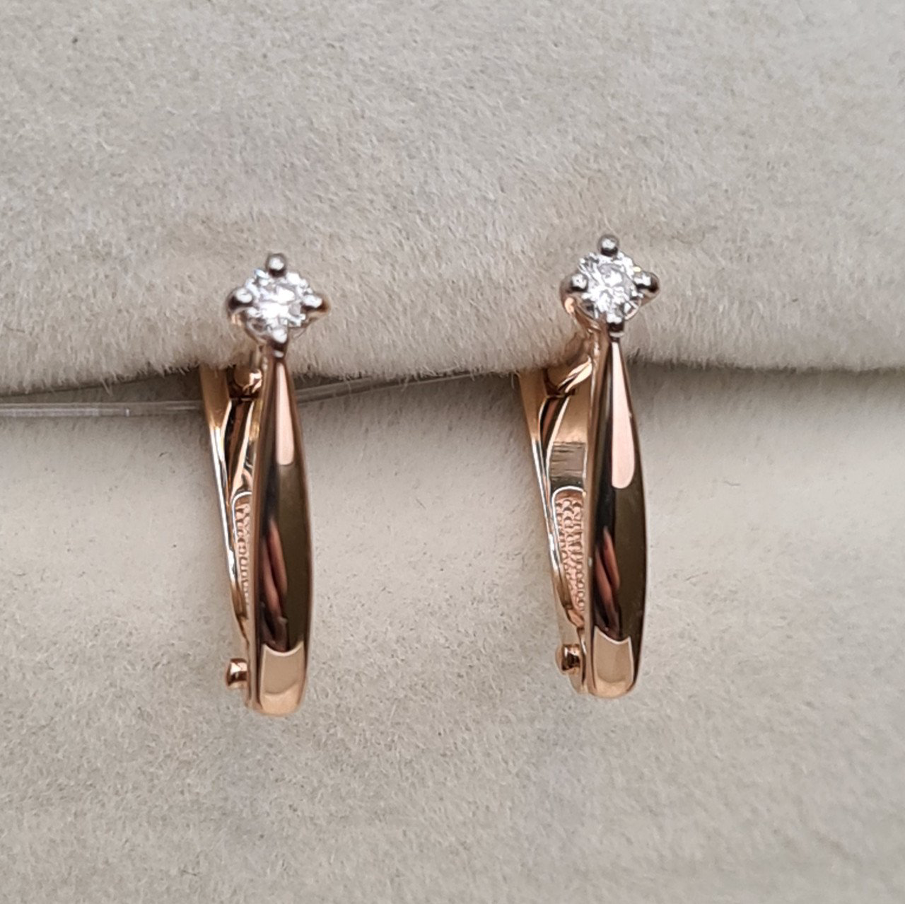 Серьги Deimantas 98178199 1,35гр 0,063ct. купить,NaN