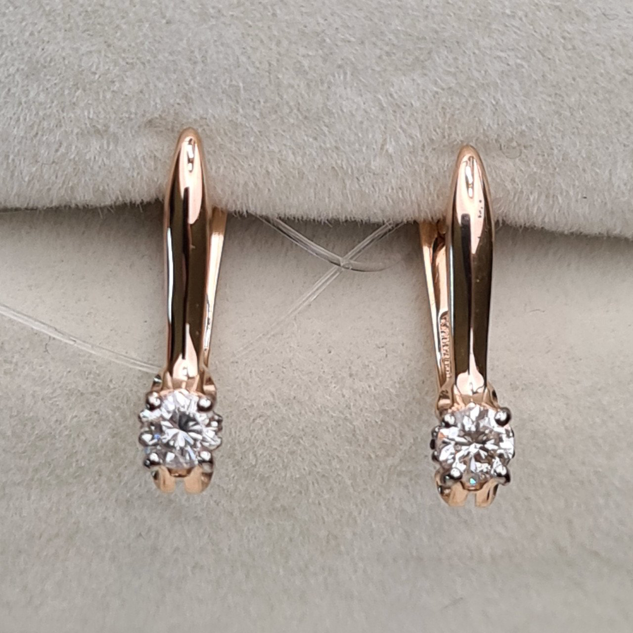 Серьги Deimantas 98178226 1,6гр 0,23ct. купить,NaN