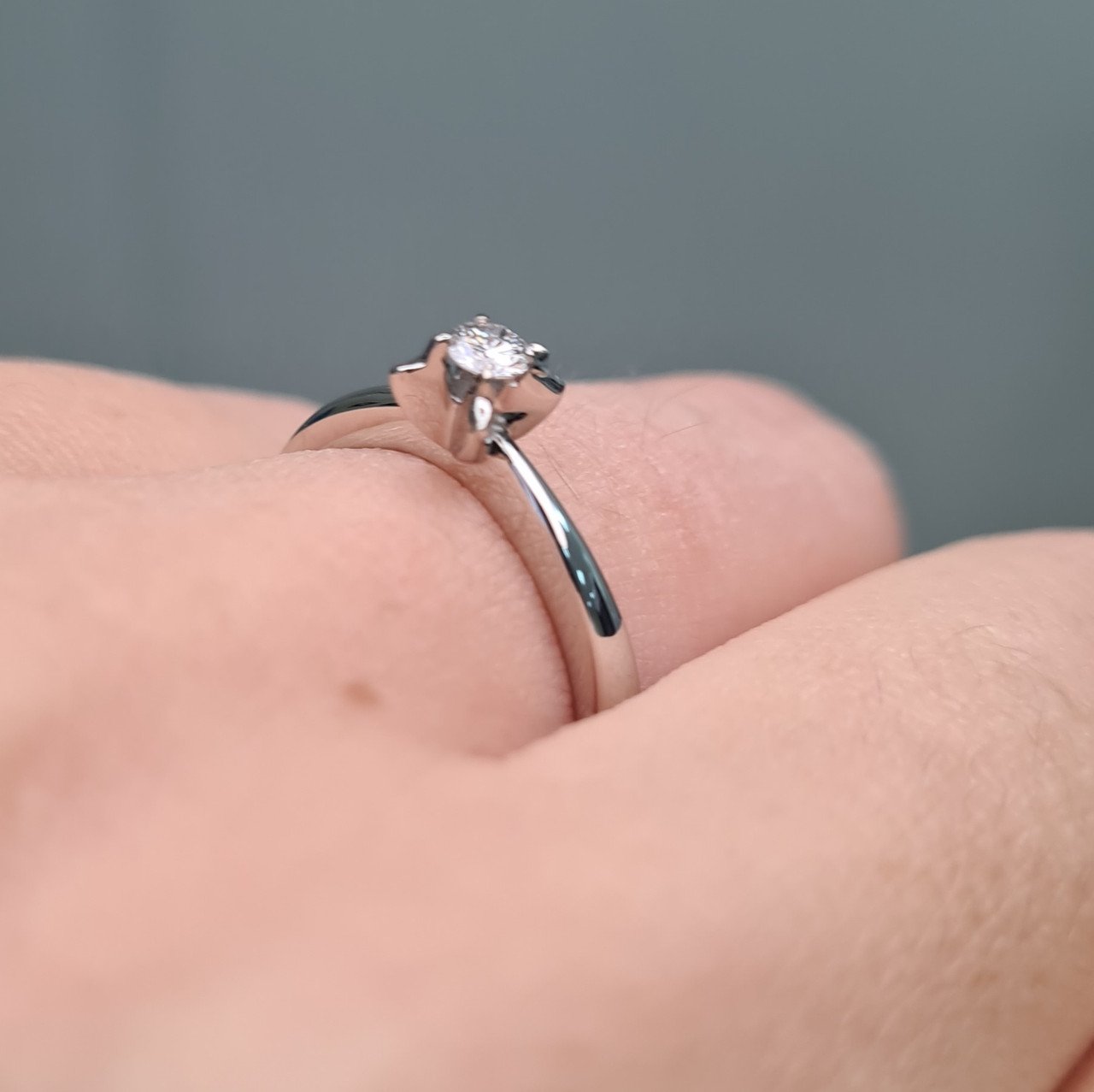 Кольцо Deimantas 94449797 16,5р 2,72гр 0,11ct. купить,NaN