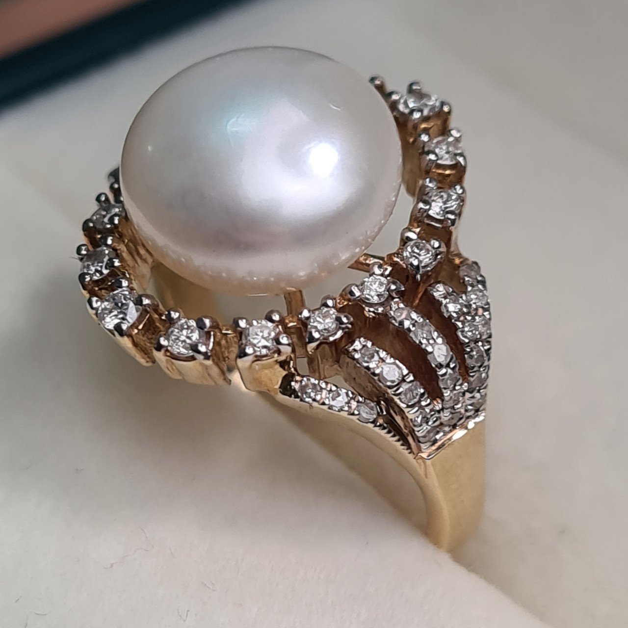 Кольцо Deimantas 95976263 17,5р 7,71гр 0,15ct. купить,NaN